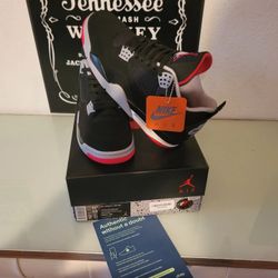 Jordan 4 top bred size 11.5