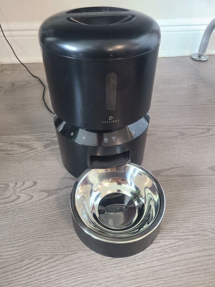 PET feeding/Drinking set