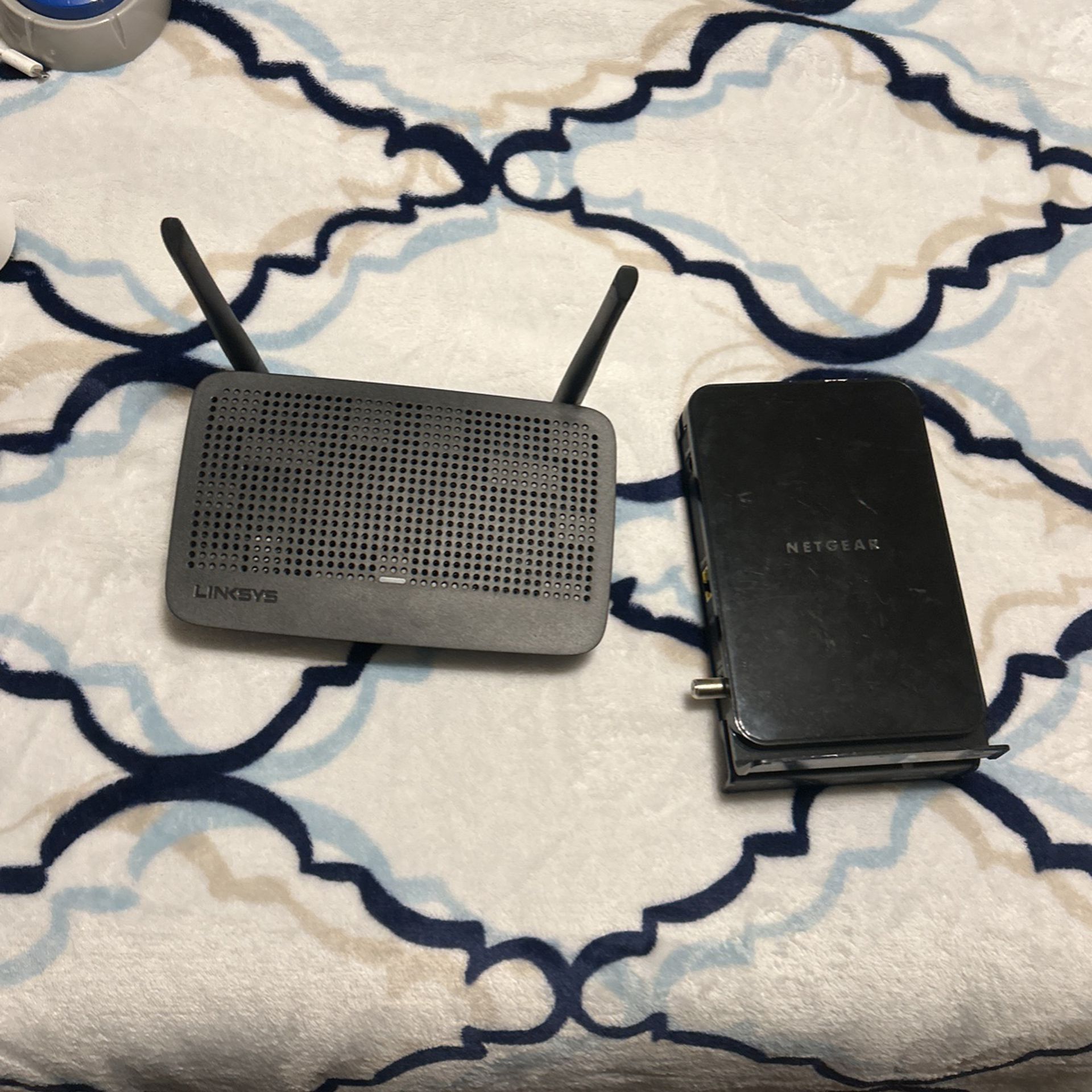 2 routers