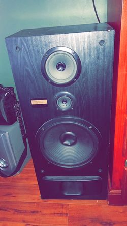 Surround sound theater