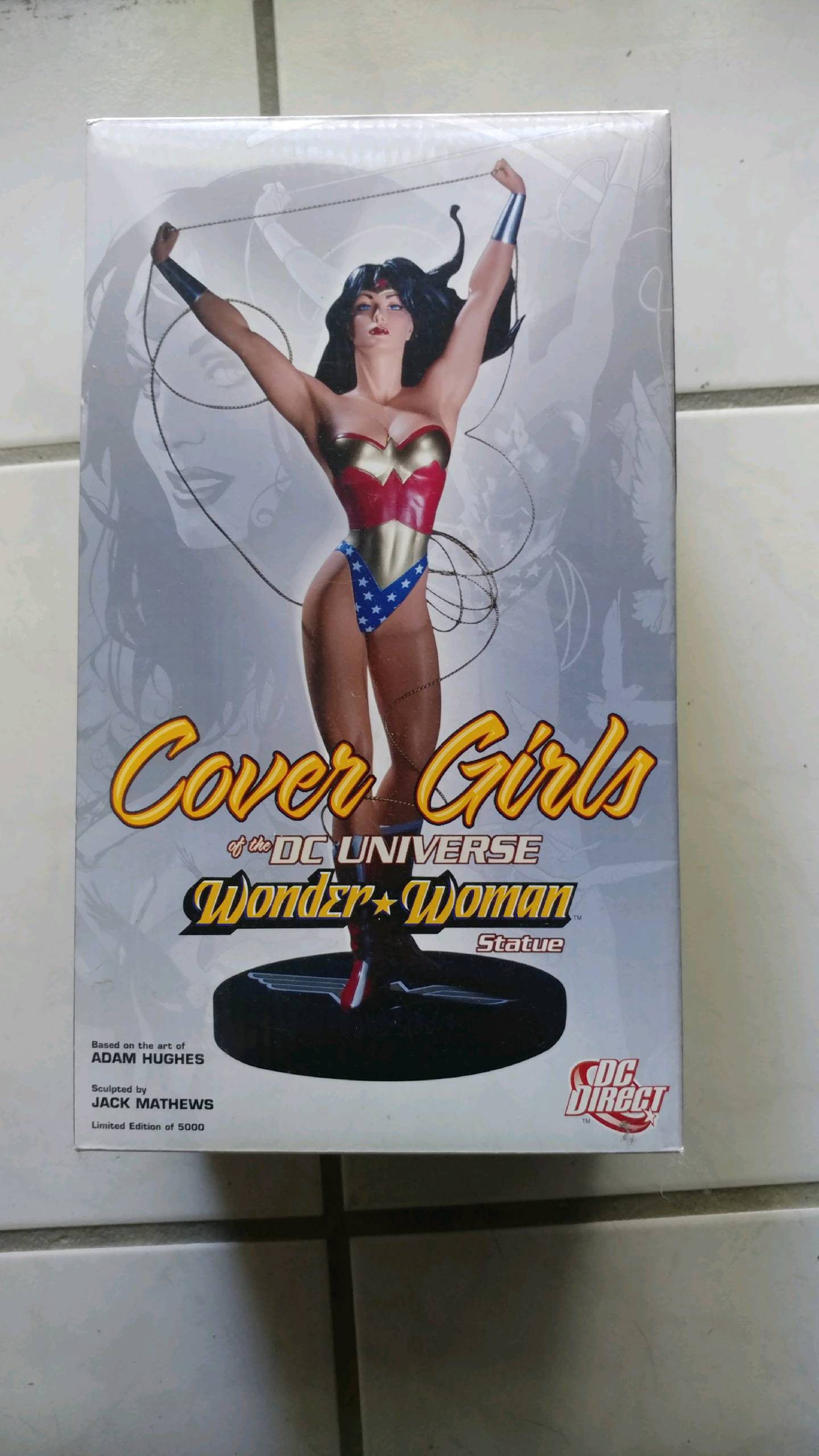 DC Wonder Woman Statue