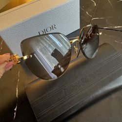 DIOR SUNGLASSES NEW 