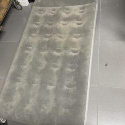 Air Mattress Twin Size 