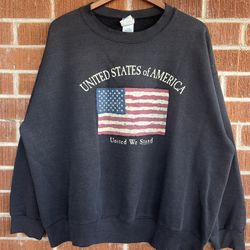 Vintage St John’s Bay Sport USA Flag Crewneck Sweatshirt Size XL