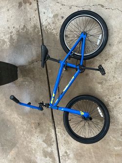 GT Kids bank BMX Bike