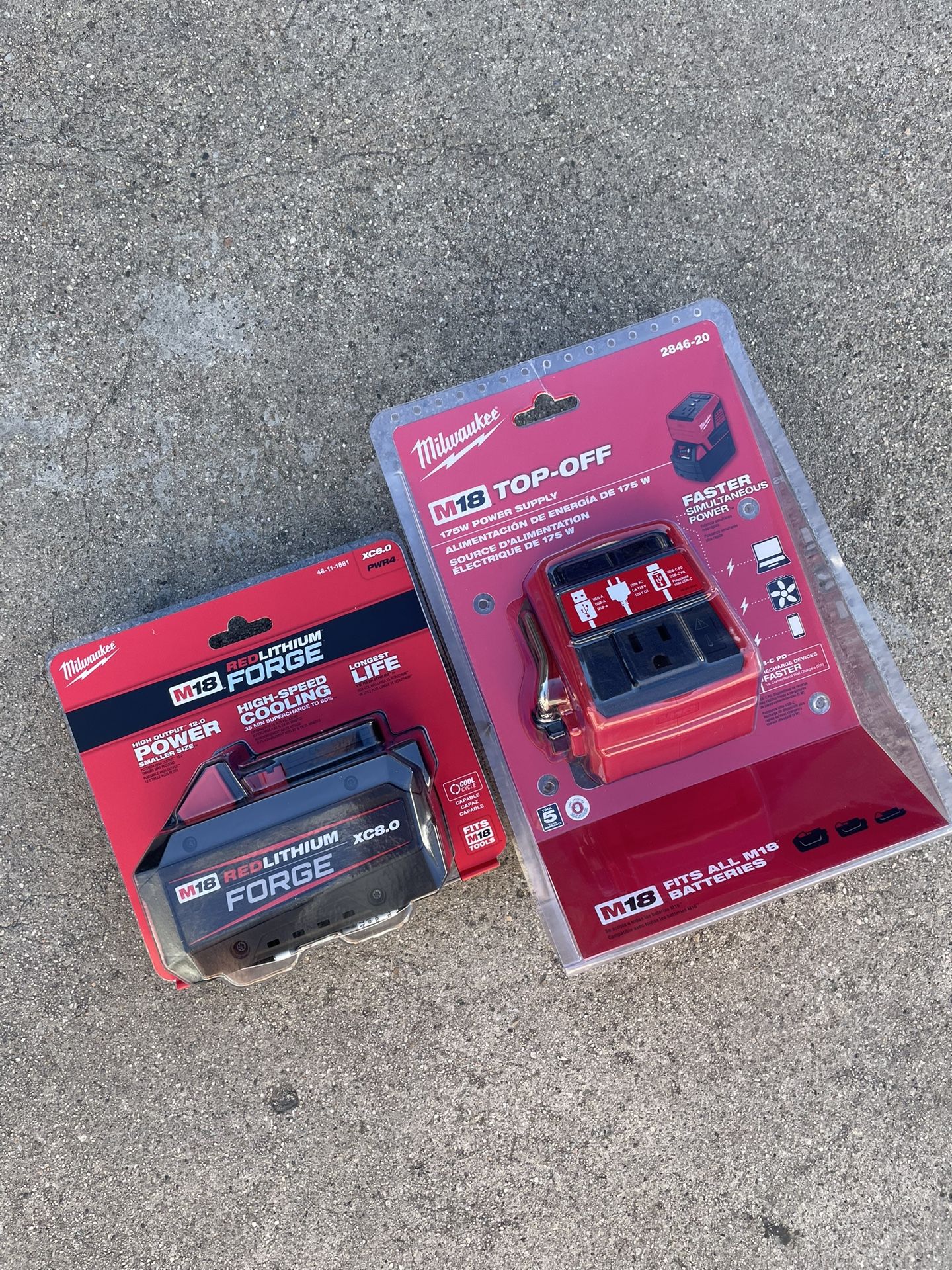 Milwaukee M18 18V Lithium Ion 175 Watt Powered Compact Inverter Top Off w/ 1x FORGE 8.0 Ah Battery $219 New