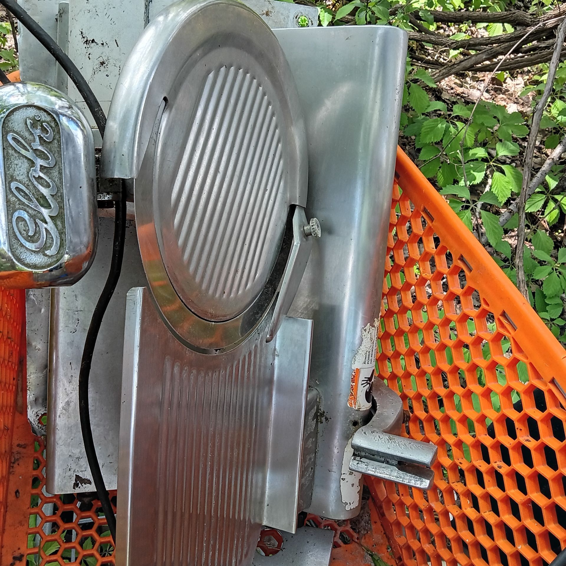 Globe meat slicer