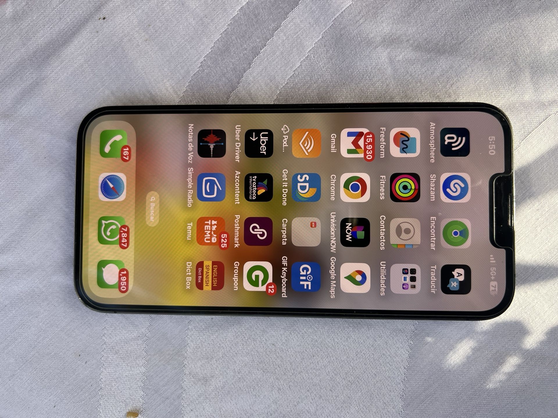 IPHONE PRO MAX. WORKS PERFECTLY. LOOK NEW
