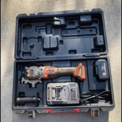 Cutting Edge Saw  / Cordless 