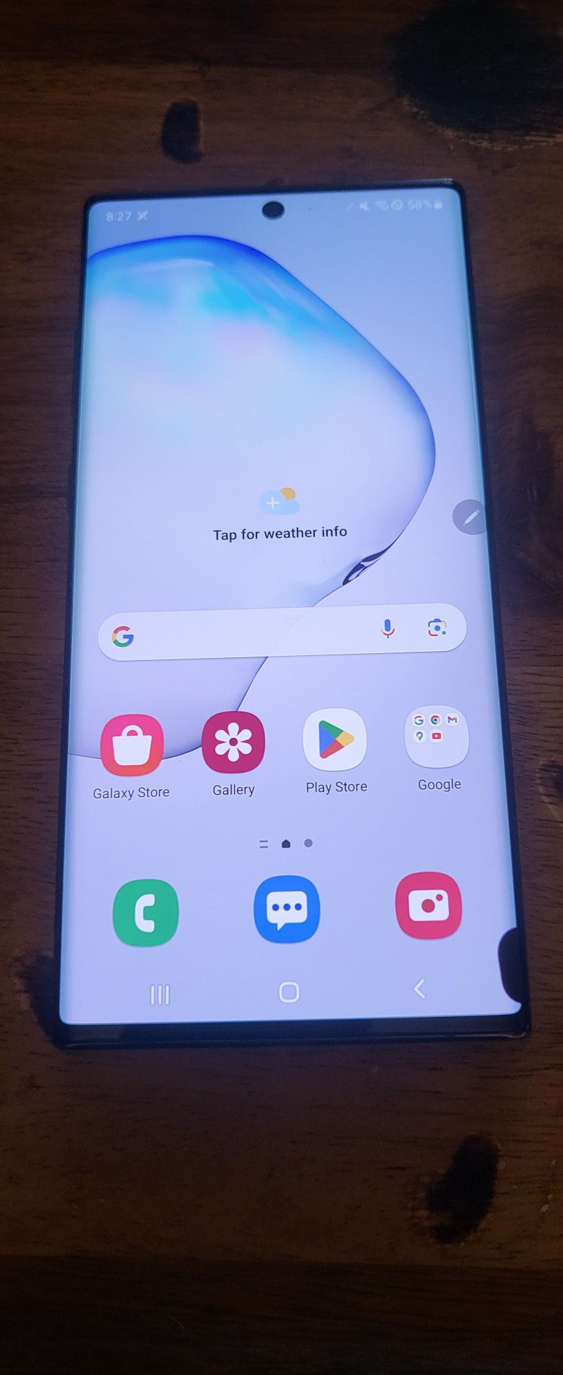 
8) GALAXY NOTE 10+. UNLOCKED. 256GB HARDDRIVE AND 12GB RAM. DARK GRAY. BACKGLASS HAS A tiny CRACK THATS UN-NOTICABLE AND A small BLACK DOT ON BOTTOM 