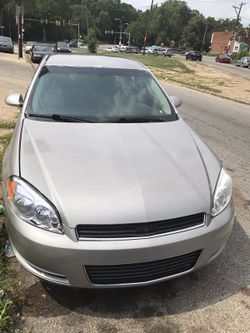 08 Chevy impala 90k miles $2800