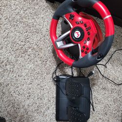 Mario kart Nintendo sterring wheel and pedal