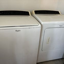 Whirlpool Washer And Dryer Set
