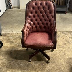 Hancock & Moore Reddish/pink Office Swivel Chair