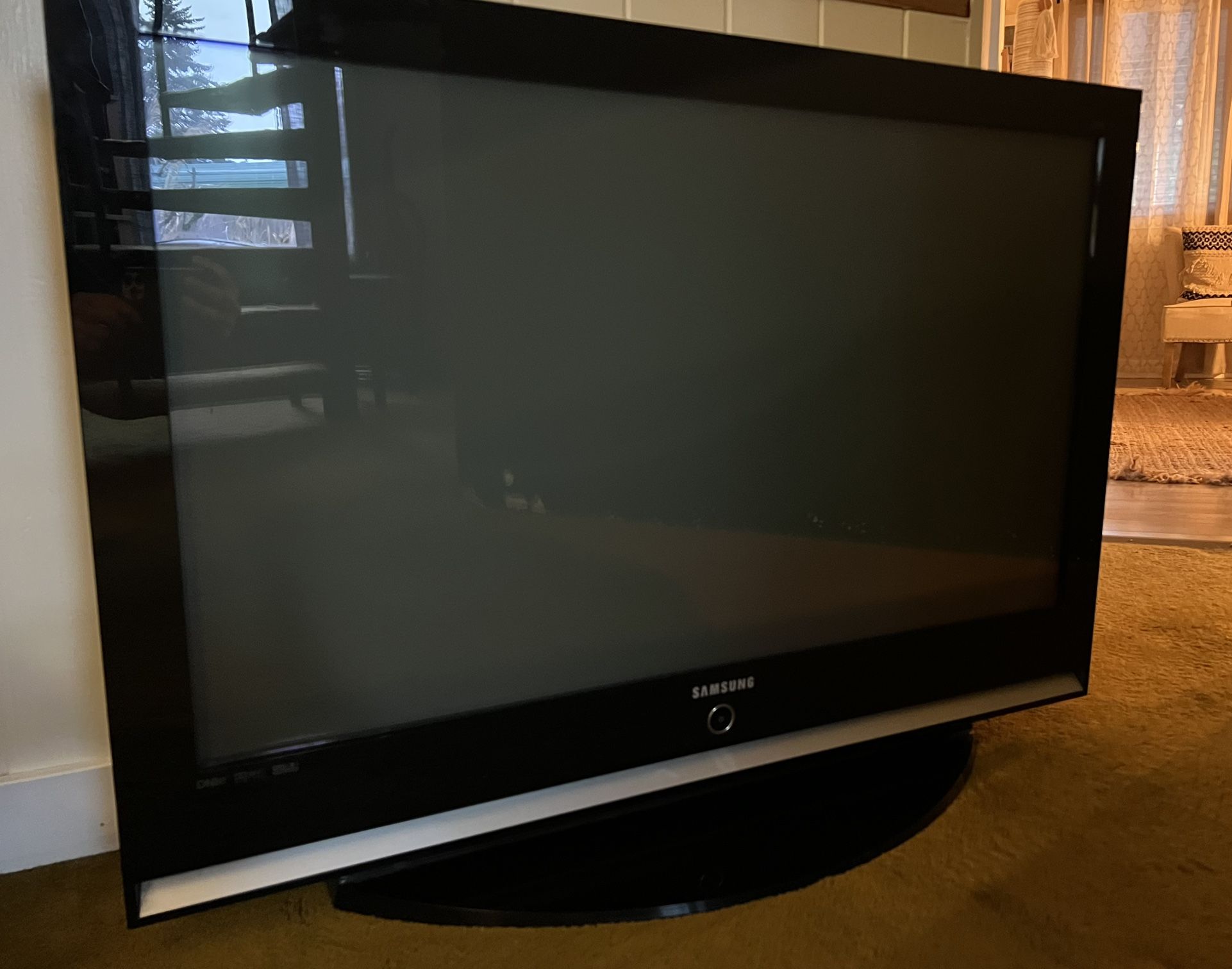 Samsung 42” Plasma TV HP-S4253