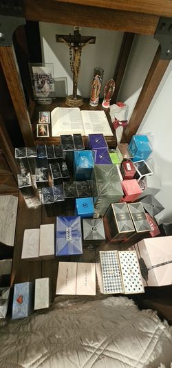Perfumes Colognes