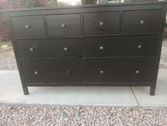 Dresser IKEA Good