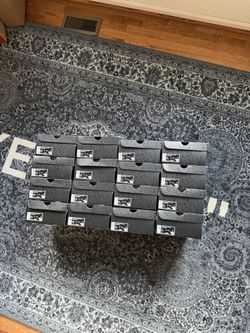 Air Jordan 4 Black Cat 5.5&6 (Bulk)