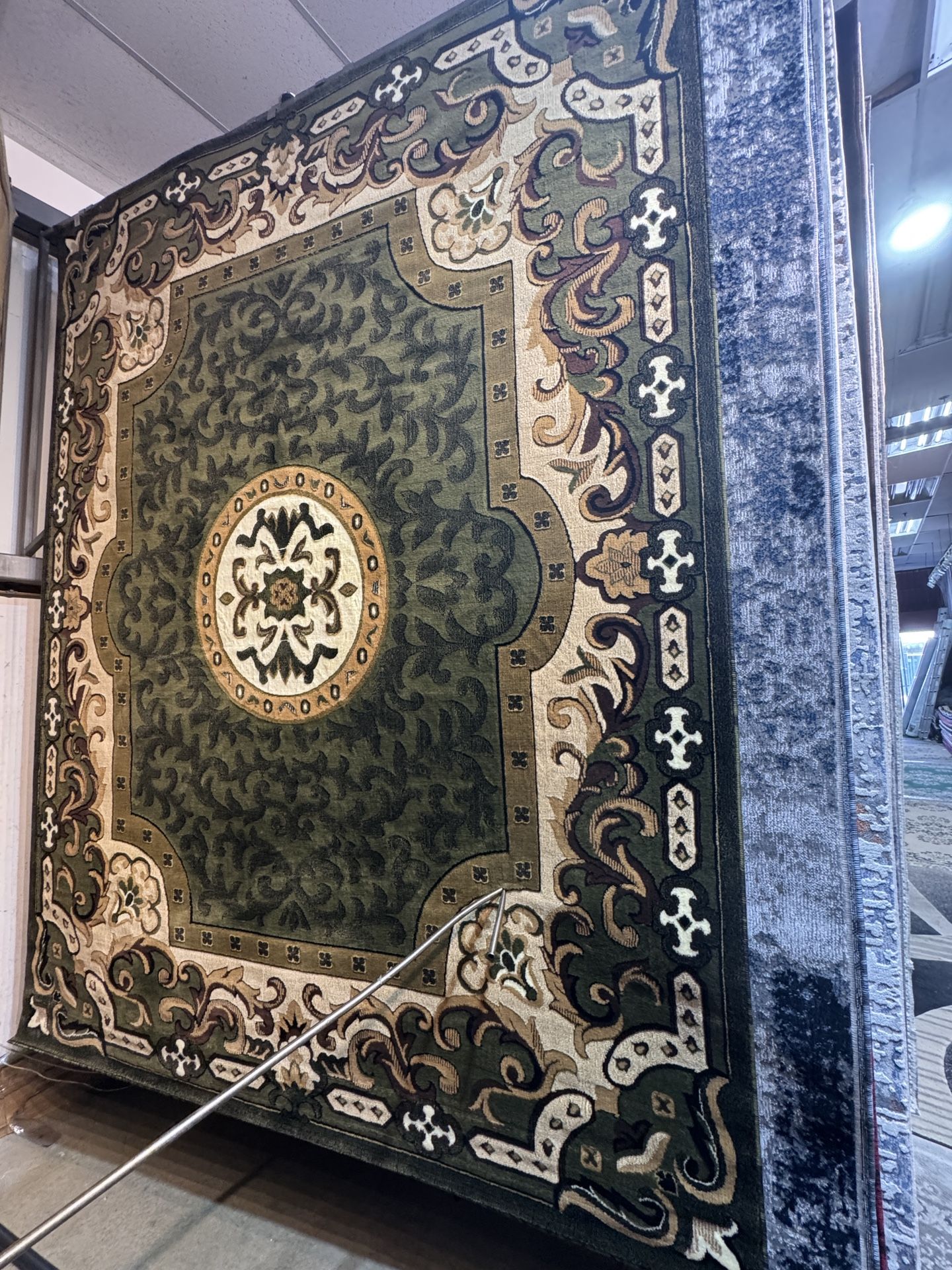 8/10 Soft Traditional Design Green Beige Persian Rug