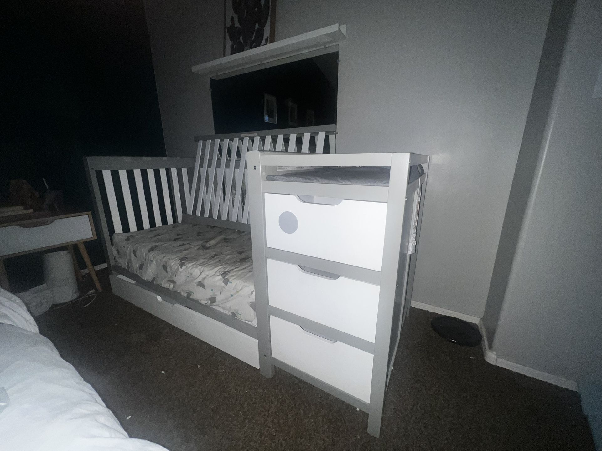 Crib, Toddler Bed With Mattress