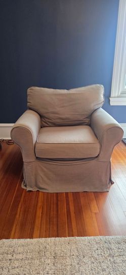 Grey chair