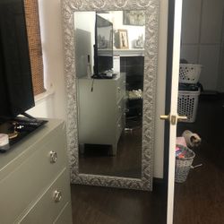 Beautiful Full Length Mirror 
