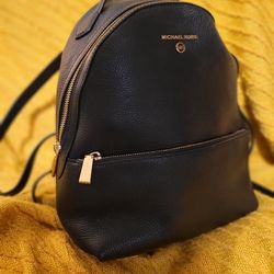 BRAND NEW MICHAEL KORS LEATHER MINI BACKPACK 