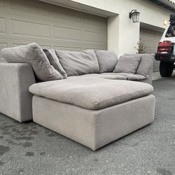 4pcs Rh Cloud Couch Dupe Sectional Sofa From Living Spaces In Excellent Condition - FREE DELIVERY 🚛