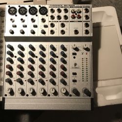 Behringer Eurorack MX802A Mixer