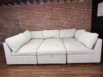 Delivery Available Thomasville tisdale light gray 6pc sectional sofa couch retails 1800