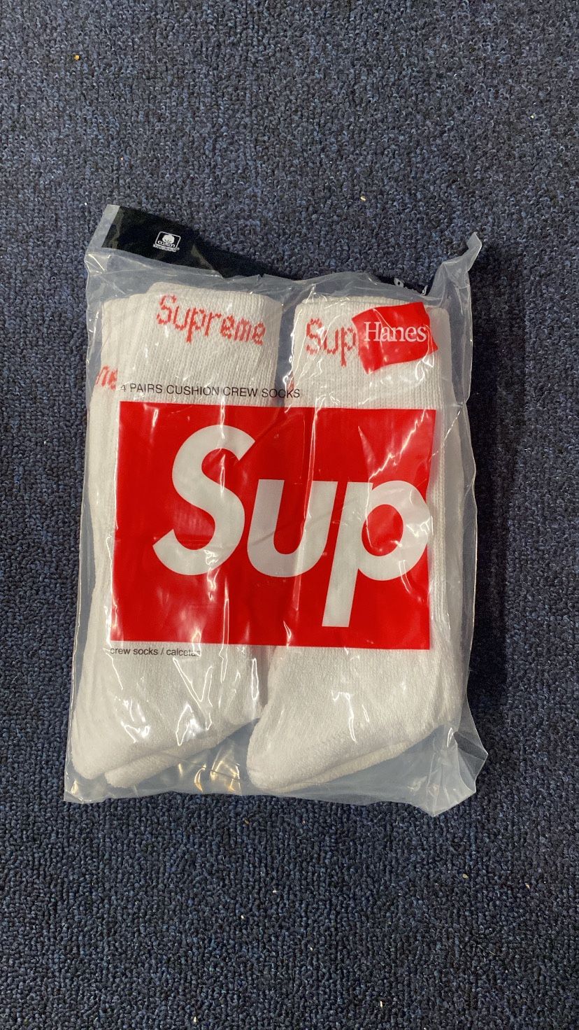 Supreme “White” sock (4 In A Pack)
