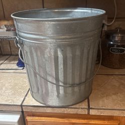 Galvanized Bucket Medium Size 