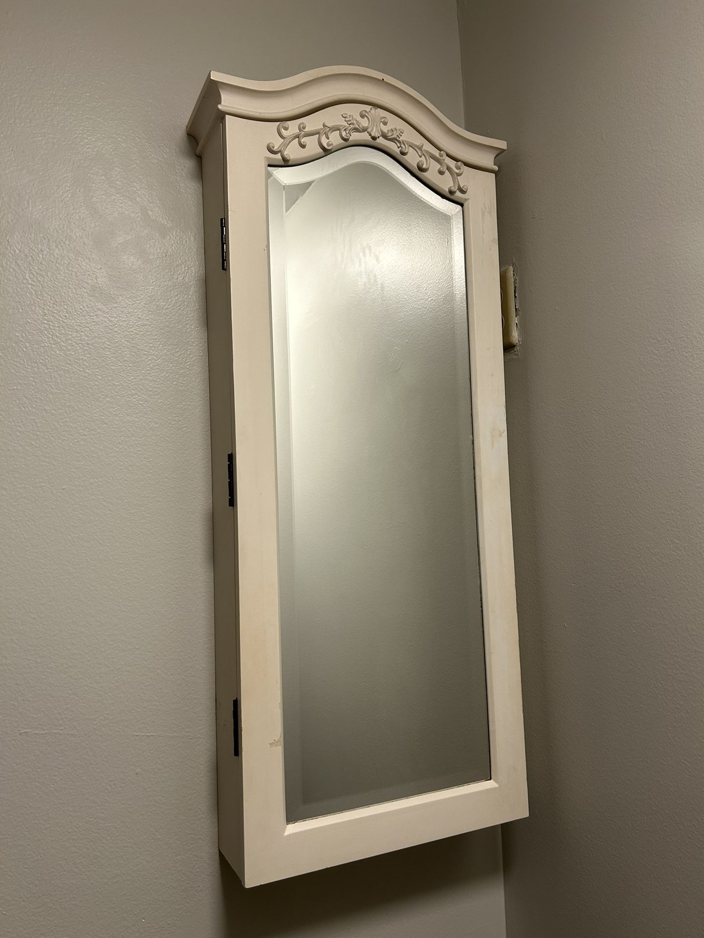 Wal Mounted Jewelry Cabinet