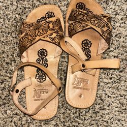 Sandles 