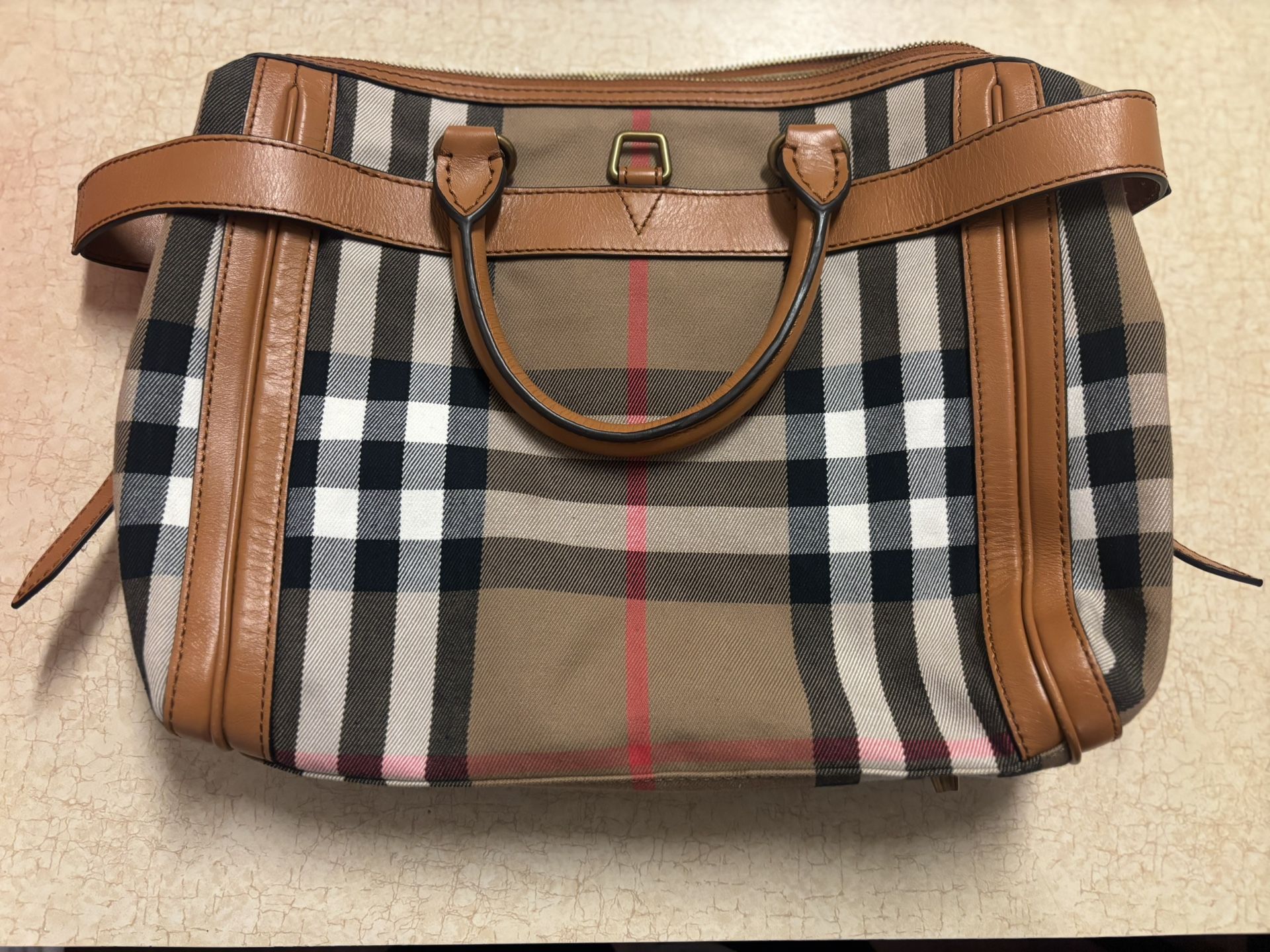 Burberry handbag Used