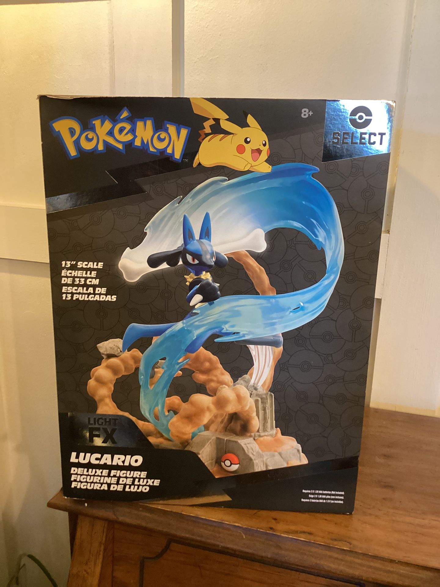 Pokemon Collector Statue Lucario