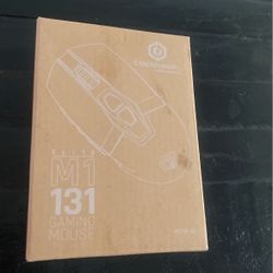 Cyberpower mouse m1131 gaming mouse ver opened 