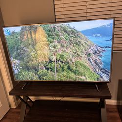 LG 55 UH6150 TV with Stand