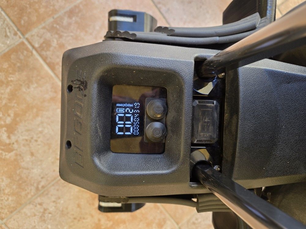 Begode T4 Pro, Almost No Miles And Extras! 