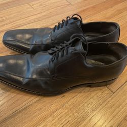 Hugo Boss Black Dress Shoes - Size 10