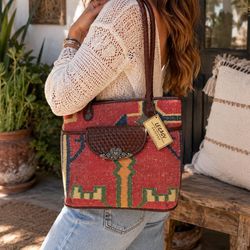 Vintage New Tags Unused Purse Handbag   Legacy Chicago Southwestern Kilim Leather Shoulder Bag Boho New Unused 