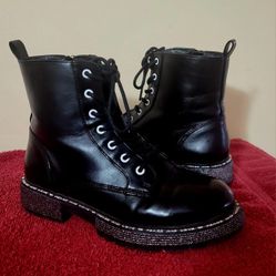 Girls Boots/ Steven Madden