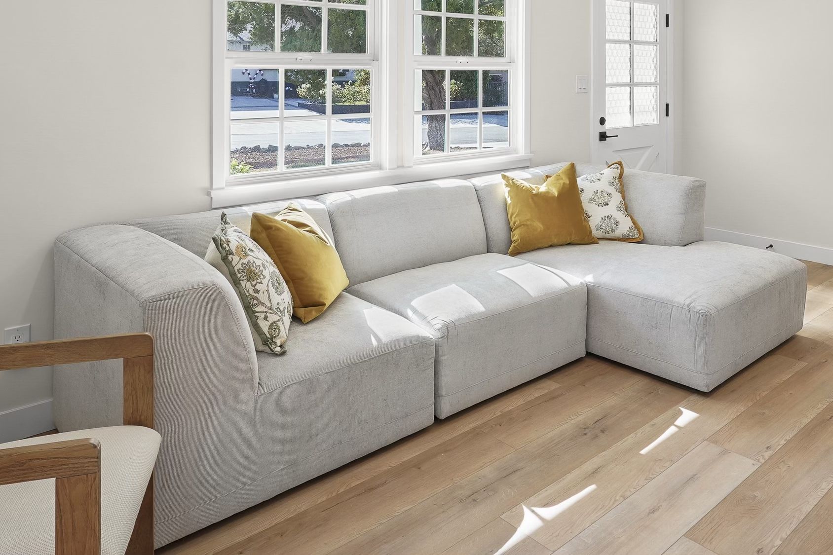 Contemporary Sectional Sofa - Light Grey