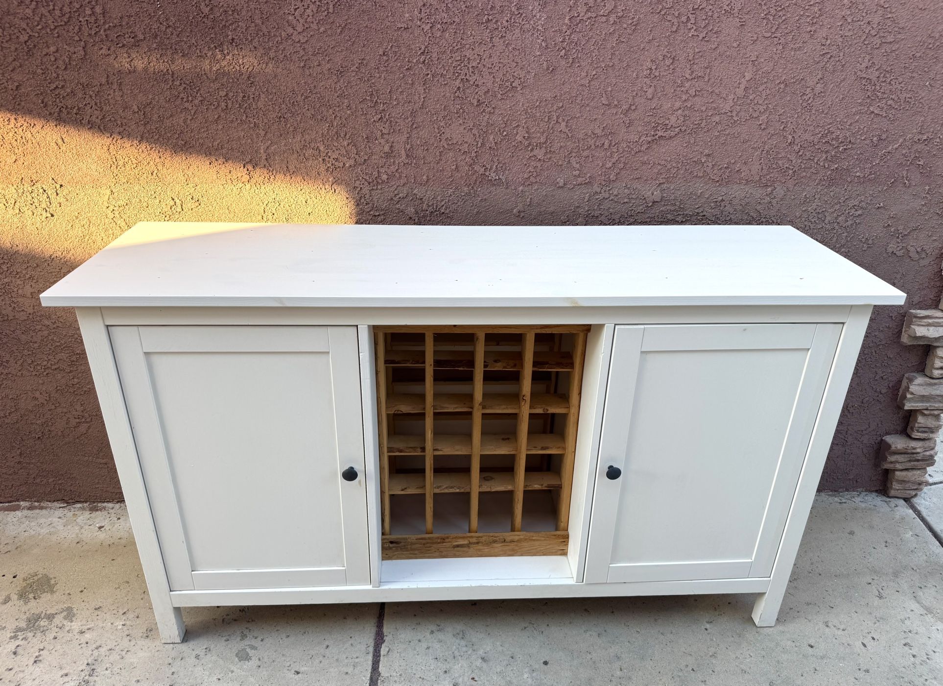 IKEA HEMNES Sideboard / Wine Cabinet – White – Great Storage