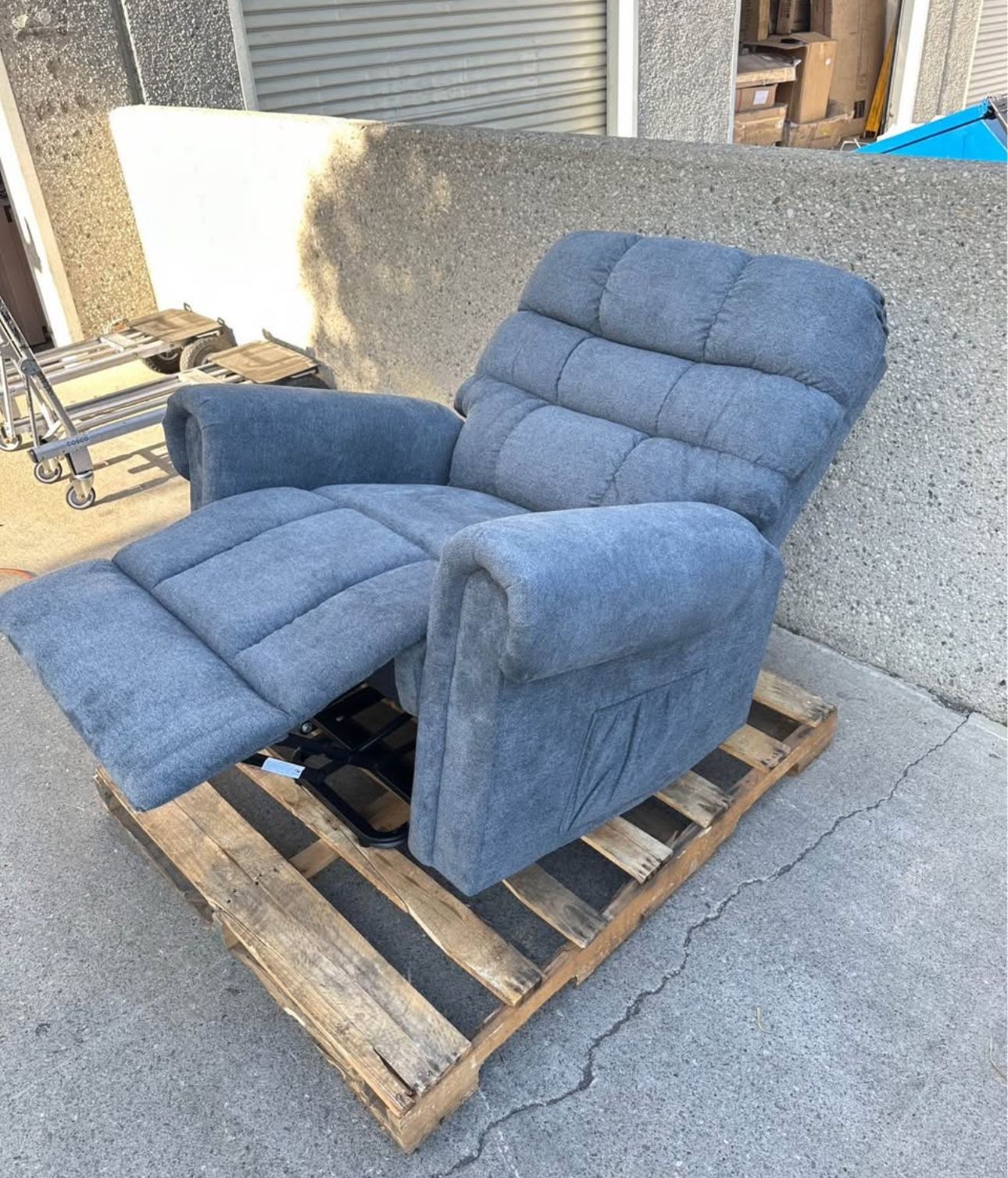 Power Lift And Recliner Chair With Heat And Massage
