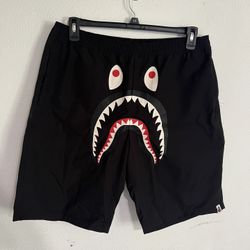 Men’s Black Bape shorts XL