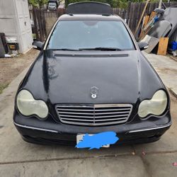 2004 Mercedes-Benz C-Class