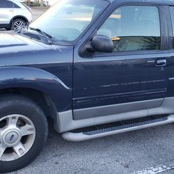 2003 Ford Explorer