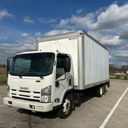 2011 ISUZU Box Truck