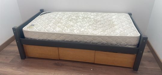 Mattress bed frame and 3 drawers